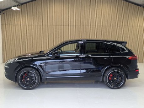 Porsche Cayenne 3.0 Cayenne D Platinum Edition V6 Tiptronic S A 4WD 5dr 25