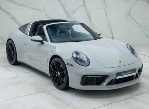 Porsche 911 Targa 4S (992) 11