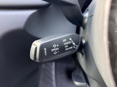 Audi Q3 2.0 TDI S line Plus S Tronic quattro Euro 6 (s/s) 5dr 37