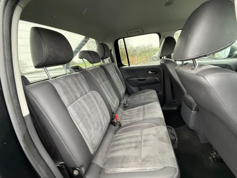 Volkswagen Amarok 2.0 BiTDI BlueMotion Tech Dark Label Auto 4Motion Euro 5 (s/s) 4dr 17