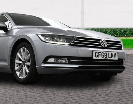 Volkswagen Passat SE BUSINESS TDI 7