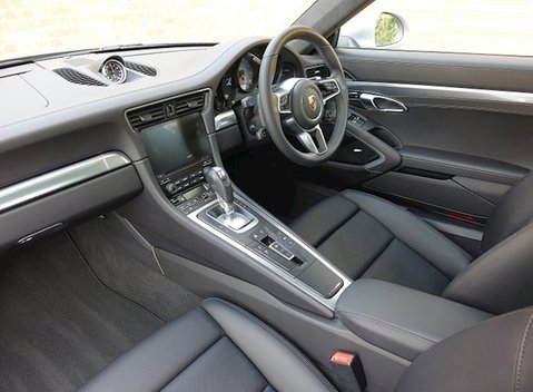 Porsche 911 (991.2) Carrera S 8