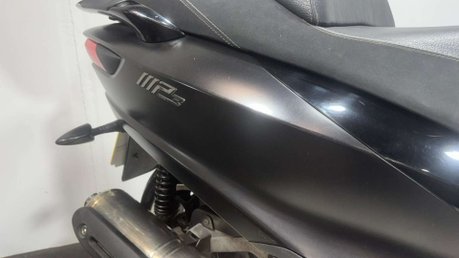 Piaggio MP3 LT SPORT 2015 ONLY 23K RIDE ON A CAR LICENCE TRIKE 3 WHEELER BIKE 24
