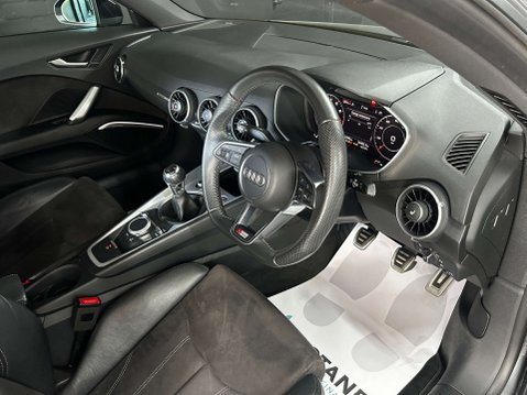 Audi TT 1.8 TT Black Edition TFSI 3dr 40