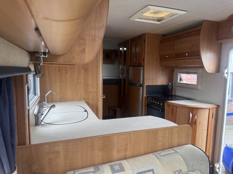 Fiat Ducato AUTO TRAIL CHIEFTAIN SE TAG AXLE 4 BERTH MOTORHOME LARGE GARAGE 5