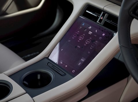 Porsche Taycan Turbo 21