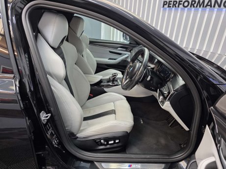 BMW M5 4.4i V8 Competition Saloon 4dr Petrol Steptronic xDrive Euro 6 (s/s) (625 p 23