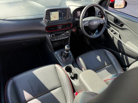 Hyundai KONA PREMIUM SE 1 OWNER 35