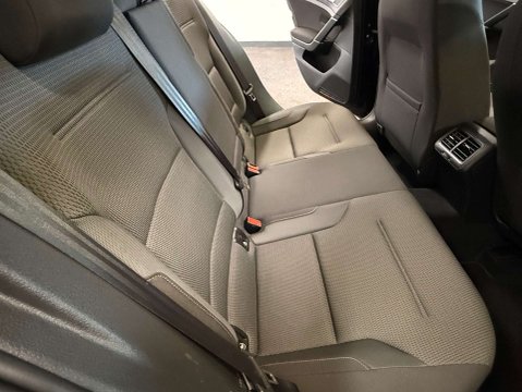 Volkswagen Golf 1.5 Golf SE Nav TSi Evo Semi-Auto 5dr 39