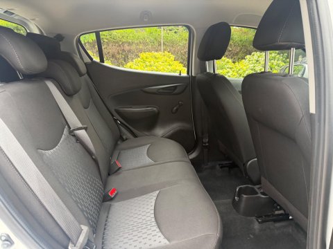 Vauxhall Viva 1.0i SE Euro 6 5dr 18