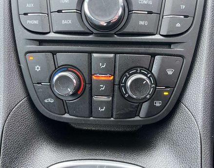 Vauxhall Meriva 1.4 Meriva SE Auto 5dr 32