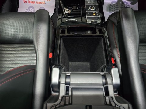 Land Rover Discovery TD6 HSE LUXURY 30