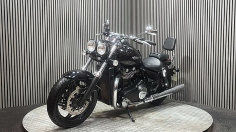 Triumph Thunderbird STORM 2011 35K 3 OWNERS BIG CC TWIN CRUISER SISSY BAR 10