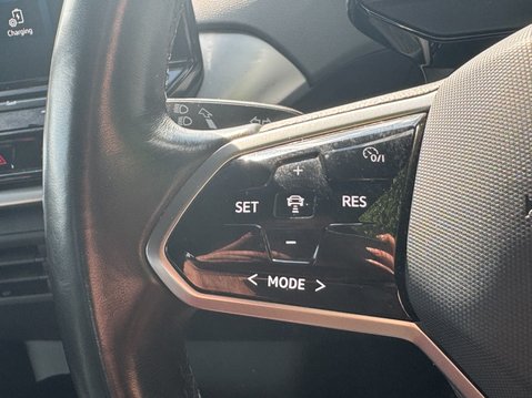 Volkswagen Id.4 Pro 77kWh Life SUV 5dr Electric Auto (174 ps) 14