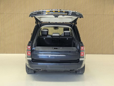 Land Rover Range Rover 3.0 Range Rover Autobiography Auto 4WD 5dr 23