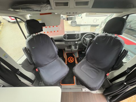 Volkswagen Grand California 30