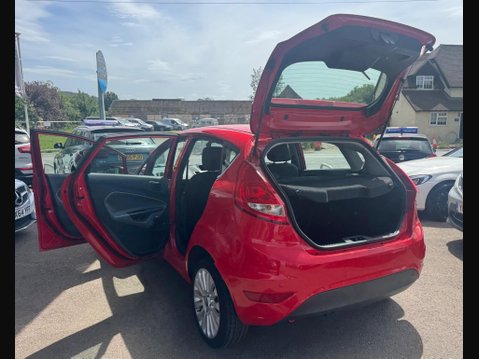 Ford Fiesta 1.6 TDCi Titanium 5dr 25