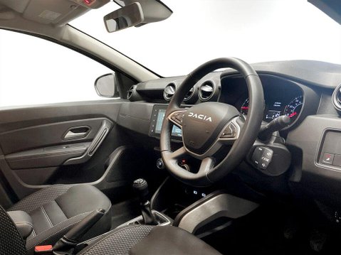 Dacia Duster 1.0 TCe Journey SUV 5dr Petrol Manual Euro 6 (s/s) (90 ps) 12
