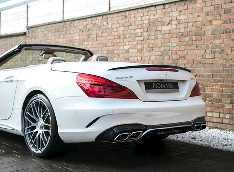 Mercedes-Benz SL Class SL63 29