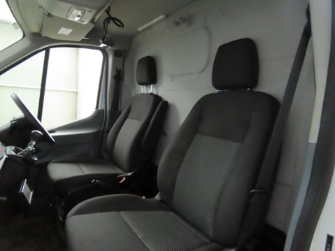 Ford Transit 2.0 350 EcoBlue FWD L2 H3 Euro 6 5dr 8