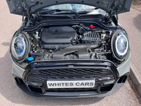 Mini Hatch 2.0 Cooper S Sport Steptronic Euro 6 (s/s) 3dr 32