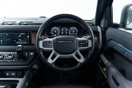 Land Rover Defender 3.0 Defender X-Dynamic SE D MHEV Auto 4WD 3dr 18