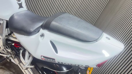 Honda CBR CBR 918 1996 CLASSIC SPORTS BIKE PROJECT TRACK BIKE? 24