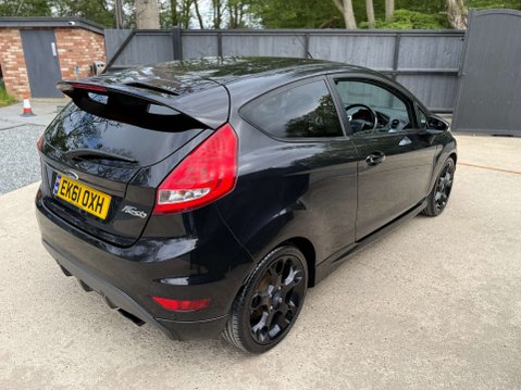 Ford Fiesta 1.6 Fiesta Metal 3dr 30