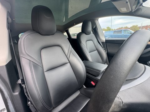 Tesla Model Y (Dual Motor) Long Range SUV 5dr Electric Auto 4WDE (384 bhp) 11