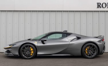 Ferrari SF90 Stradale 3