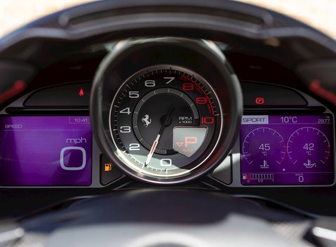 Ferrari Portofino 19