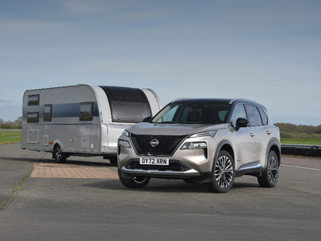 Image of X-Trail towing Caravan.