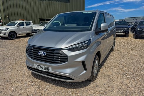 Ford Transit Custom LWB L2H1 Low Roof Limited 300 Air Con Alloys Cam Sensors EURO 6