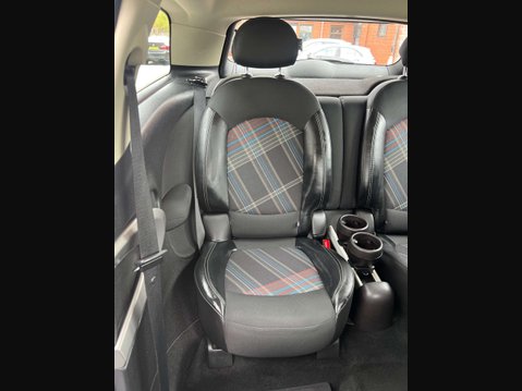 Mini Paceman 1.6 Paceman Cooper D 3dr 24