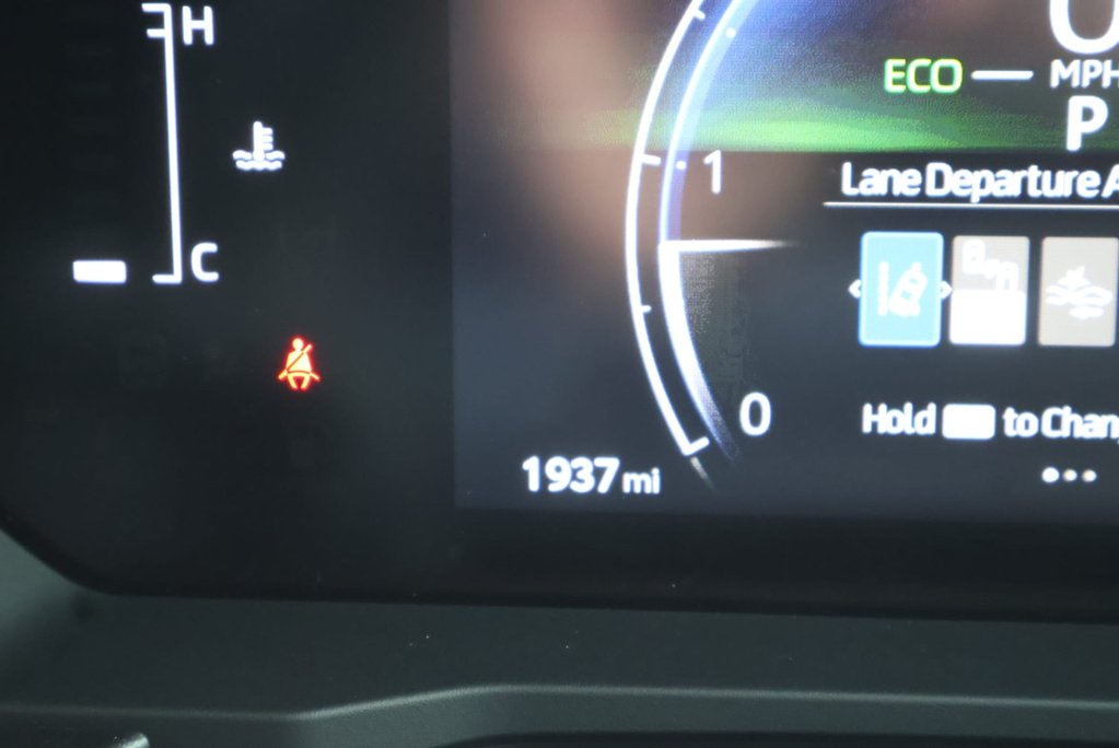 Toyota Land Cruiser 2026 COMMERCIAL 2 inch  lift 22  wheels roof light Seeker styled Rear seats 22