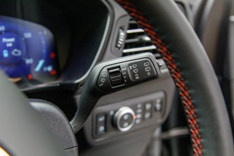 Ford Kuga ST-LINE X EDITION 22