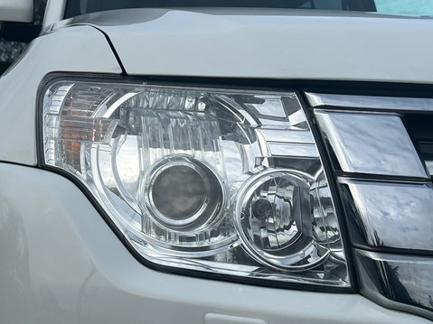 Mitsubishi Shogun DI-D SG3 14