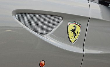 Ferrari FF 9