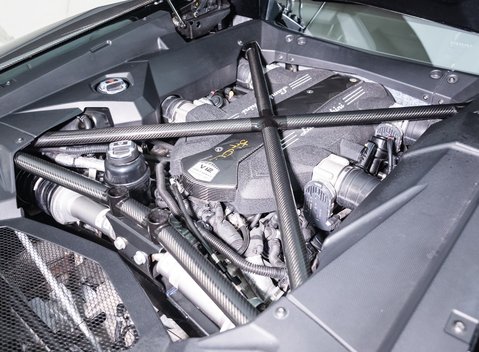 Lamborghini Aventador S LP 740-4 42