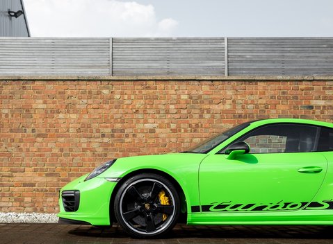 Porsche 911 (991.2) Turbo S 33