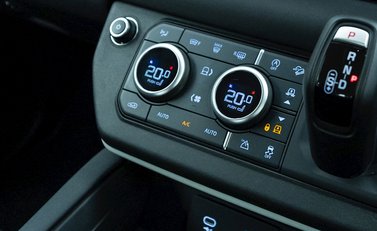 Land Rover Defender 110 D200 20