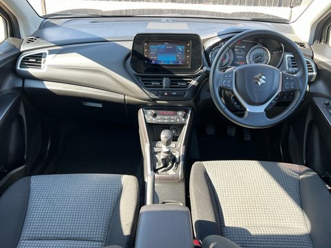 Suzuki S-Cross MOTION BOOSTERJET MHEV 10