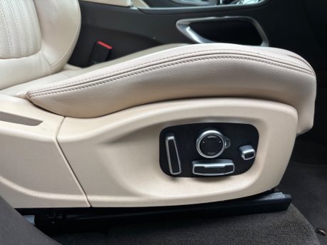 Jaguar F-Pace 2.0 D180 Portfolio SUV 5dr Diesel Auto AWD Euro 6 (s/s) (180 ps) 26