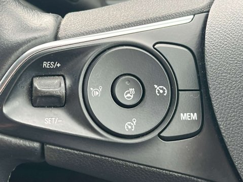 Vauxhall Grandland X 1.5 Grandland X Tech Line Nav TD S/S 5dr - NATIONAL DELIVERY* 49