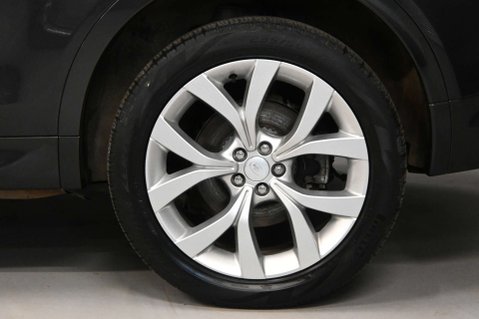 Land Rover Discovery Sport 1.5 Discovery Sport Urban Edition PHEV Auto 4WD 5dr 33