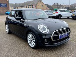 Mini Hatch 1.5 Cooper Classic 3dr 4