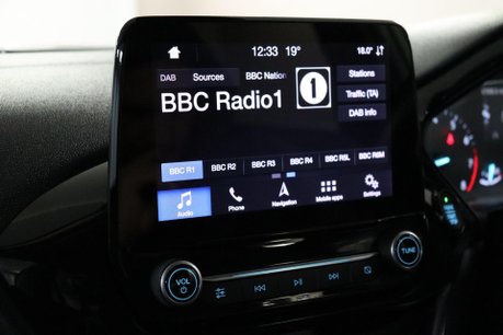 Ford Fiesta TITANIUM 38