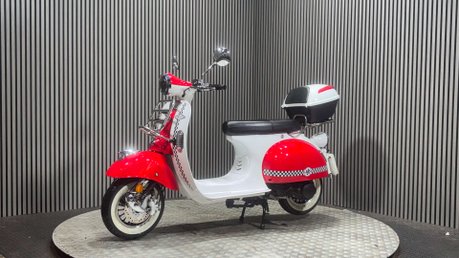 Ajs MODENA 2023 ONLY 3K LEARNER SCOOTER 125CC 1 OWNER NEW MOT SERVICED 10