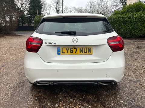 Mercedes-Benz A Class 1.5 A180d Sport (Premium) 7G-DCT Euro 6 (s/s) 5dr 7