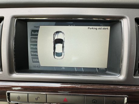 Jaguar XF 3.0D V6 S PORTFOLIO 4Dr AUTOMATIC 14